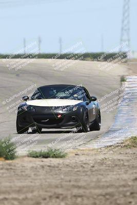 media/Jul-26-2025-Speed Ventures (Sat) [[fe569e6cf0]]/Yellow Group/Outside Grapevine/